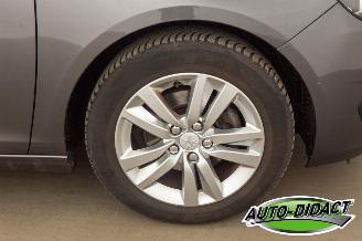 Peugeot 308 1.2 PureTech Navi Clima Camera Blue Lease Premium picture 35