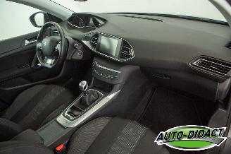 Peugeot 308 1.2 PureTech Navi Clima Camera Blue Lease Premium picture 22