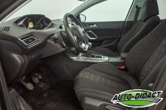 Peugeot 308 1.2 PureTech Navi Clima Camera Blue Lease Premium picture 28