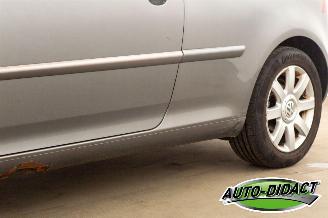 Volkswagen Golf 2.0 FSI Clima Sportline picture 28