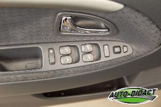 Volvo V-40 1.8 Airco picture 11