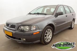 škoda osobní automobily Volvo V-40 1.8 Airco 2002/11