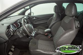 Citroën DS3 1.6 e-HDi Clima So Chic picture 19