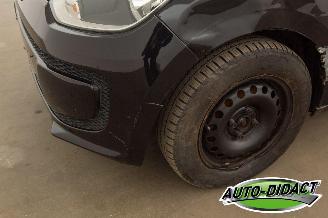 Volkswagen Up! 1.0 Airco picture 21