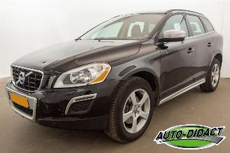 krockskadad bil auto Volvo Xc-60 2.0T Automaat Clima Leder Momentum 2010/8