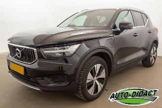 krockskadad bil auto Volvo XC40 1.5 T4 Recharge Automaat Pano Leder Camera Navi 2022/1