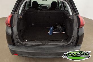 Peugeot 2008 1.2 Access Clima Navi picture 38