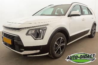 Schadeauto Kia Niro 1.6 GDi Hybrid Automaat Digi Dash Navi Clima DynamicLine 2024/4