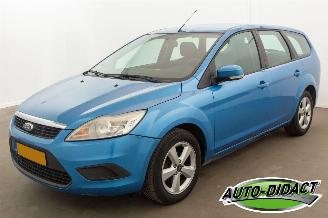 Schadeauto Ford Focus 1.6 Trend Automaat Airco 2009/4