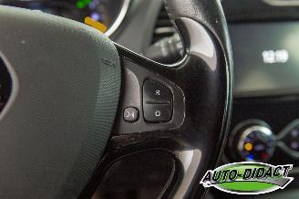 Renault Captur 1.2 TCe Automaat Clima Navi Camera Leder Dynamique picture 17