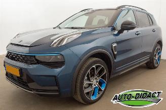 krockskadad bil auto Lynk & Co 01 1.5 Automaat Pano Digi Dash Camera Clima 2024/2