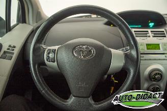 Toyota Yaris 1.3 VVTi Sol Airco picture 5