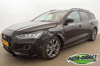 Schadeauto Ford Focus 1.0 EcoBoost Hybrid Clima Navi 59.290 km NAP ST Line 2024/8