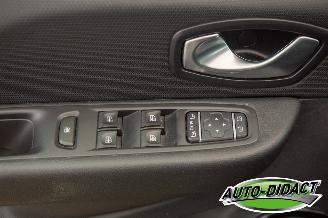 Renault Clio 0.9 TCe Clima Navi Intens picture 13