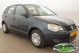 Volkswagen Polo 1.2-12V Optive Airco picture 2