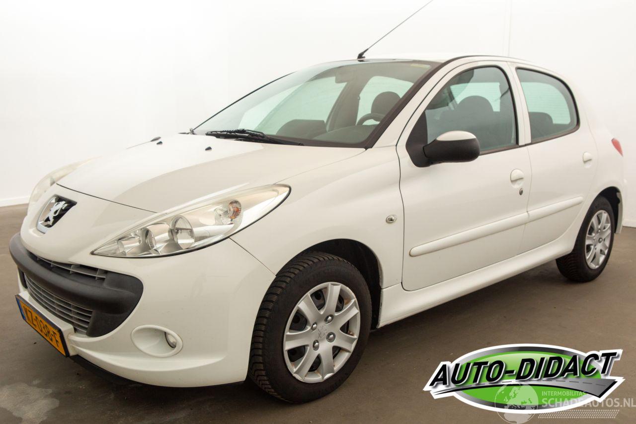 Peugeot 206+ 1.4 Airco Navi