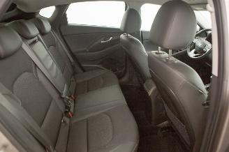 Hyundai I-30 1.4T Fastback 103kw Clima Navi picture 22