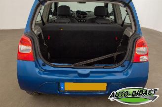 Renault Twingo 1.2-16V Automaat Airco Dynamique picture 33
