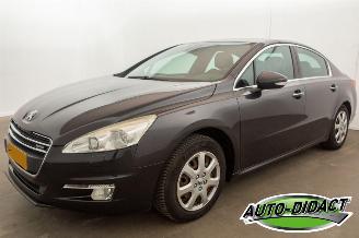 damaged passenger cars Peugeot 508 2.0 HDi Hybrid 4WD Automaat Clima Blue Lease Premium 2012/5
