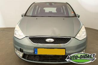 Ford Galaxy 2.0-16V Ghia Motorschade picture 37