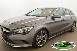 krockskadad bil auto Mercedes Cla-klasse 180 90kW Automaat Navi Camera Airco Shooting Brake 2019/7
