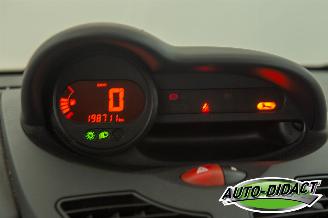 Renault Twingo 1.2 Acces Airco picture 6