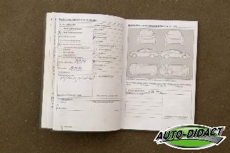 Volkswagen Golf 1.6 TDI Clima Navi Trendline picture 30