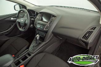 Ford Focus 1.0 Trend Automaat Motorschade Navi Airco picture 20