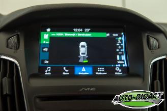 Ford Focus 1.0 Trend Automaat Motorschade Navi Airco picture 8