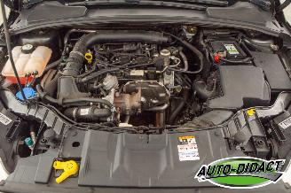 Ford Focus 1.0 Trend Automaat Motorschade Navi Airco picture 32