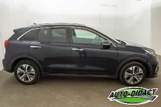 Kia e-Niro 64 kWh Navi Clima Camera Leder ExecutiveLine picture 42