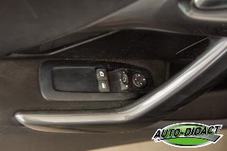 Peugeot 2008 1.2 Clima Navi 117.759 km Access picture 13