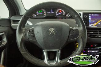 Peugeot 2008 1.2 Clima Navi 117.759 km Access picture 5