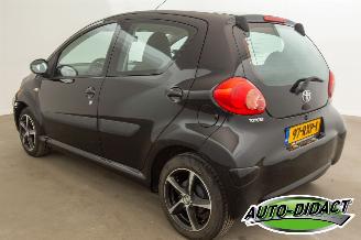 Toyota Aygo 1.0-12V Airco picture 3