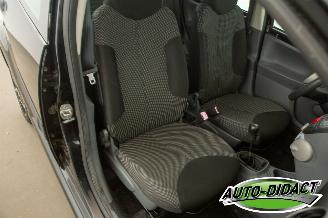 Toyota Aygo 1.0-12V Airco picture 16