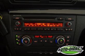BMW 1-serie 118d Cabrio Clima Leder picture 11