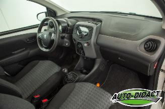 Peugeot 107 1.0 e-VTi Airco 103.776 km NAP Active picture 18