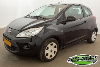 uszkodzony samochody osobowe Ford Ka 1.2 Comfort Airco start/stop 2011/3