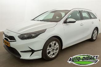 Auto incidentate Kia Ceed 1.0 T-GDi Navi Camera Clima DynamicLine Motorschade 2023/5