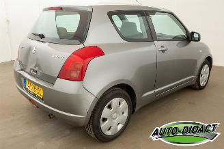 Suzuki Swift 1.3 179.058 KM picture 4