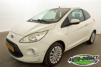 krockskadad bil auto Ford Ka 1.2 Pano Airco Titanium X 2011/2