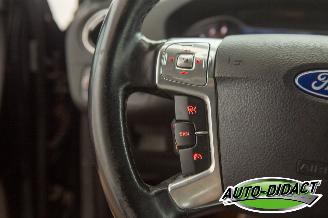 Ford Mondeo 2.0 EcoBoost Titanium Automaat picture 13