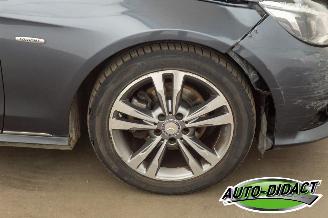 Mercedes E-klasse E200 - Automaat - Navi - Leder picture 37