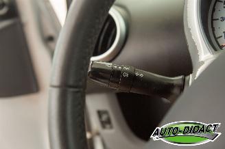 Peugeot 107 1.0-12V Black & Silver picture 13