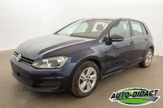 skadebil auto Volkswagen Golf 1.6 TDI - Airco 2015/6