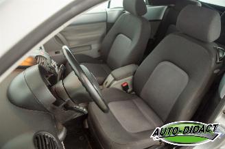 Volkswagen New-beetle Cabriolet - 1.6 - 159.036 km - Highline picture 12