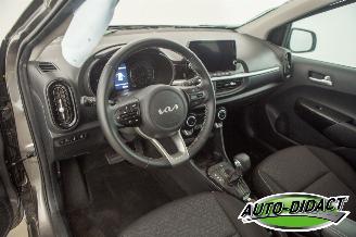 Kia Picanto 1.0 49kW Automaat 12.435 km Navi Camera Airco picture 25