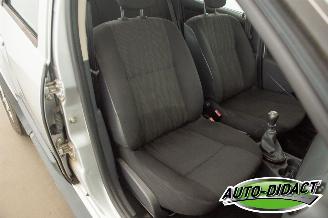 Dacia Duster 1.5 dCi 81kW Airco Laureate picture 15