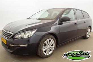 skadebil auto Peugeot 308 1.6 BlueHDI Navi Clima Leder Blue Lease Pack 2015/12