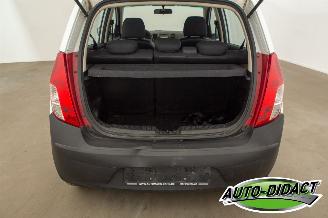 Hyundai I-10 1.1 49kW Automaat Comfort picture 30